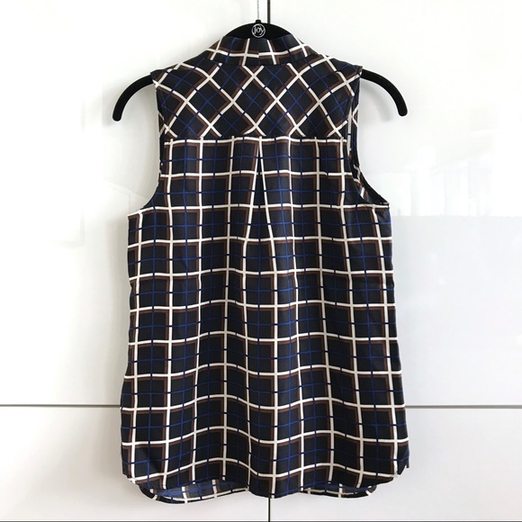 🚫SOLD🚫 NWT J. Crew Silk V-Neck Windowpane Top - Picture 4 of 8